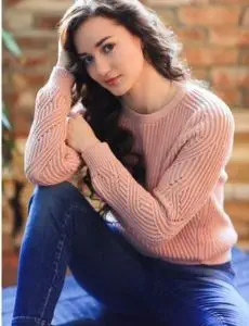 Elite escort service in Lauriya for home and hotel visits